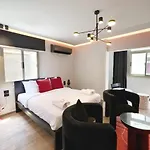 The 2 Bdr Scarlet Condo 5 Min To Cai Airport