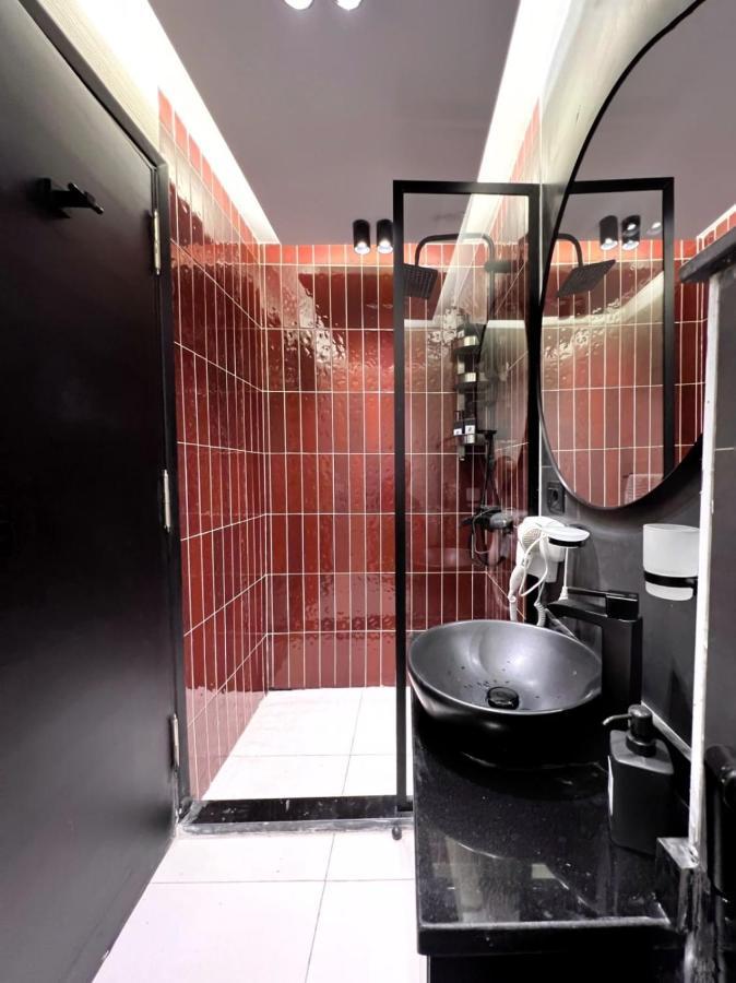 The 2 Bdr Scarlet 5 Min To Cai Airport Apartment Cairo